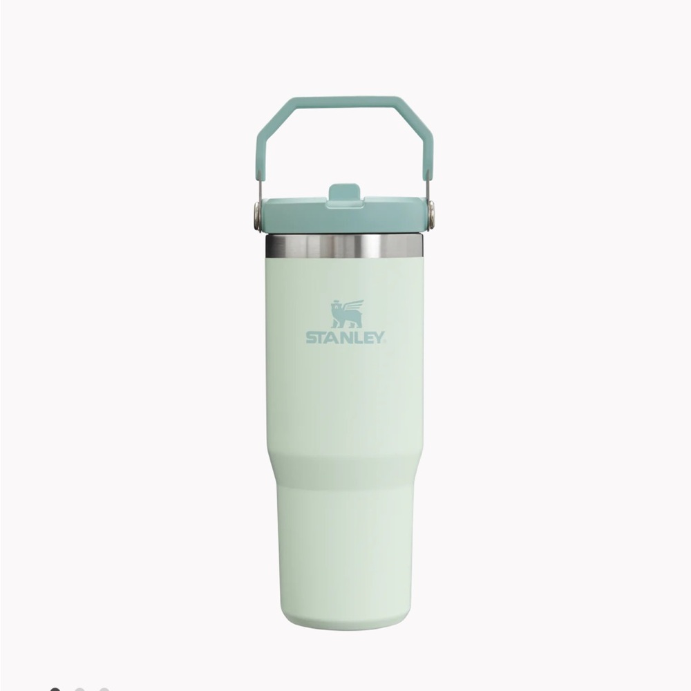 30oz Stanley water bottle